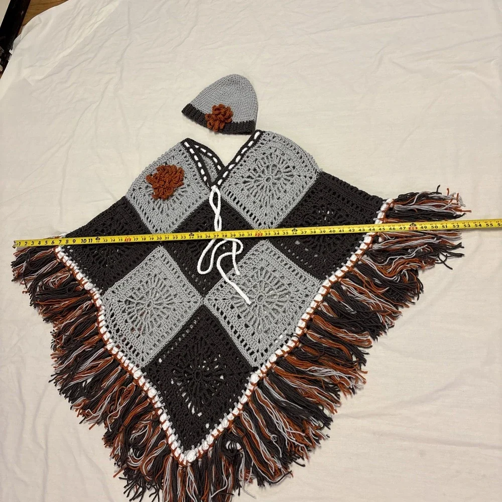 Handmade Boho Poncho Shawl  & Hat Fringe Gray Orange One Size Fits Most‎ Fall